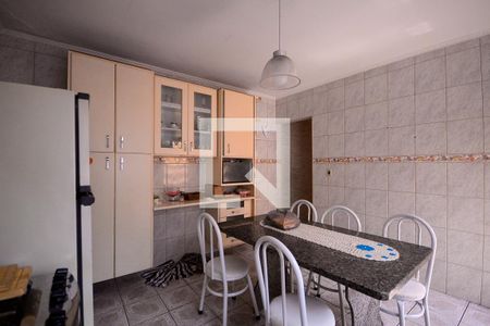 Casa para alugar com 100m², 2 quartos e 1 vaga Casa para alugar com 100m², 2 quartos e 1 vagaCozinha