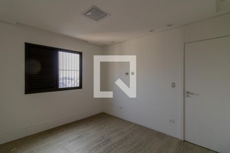 Apartamento à venda com 500m², 3 quartos e 4 vagasQuarto 2
