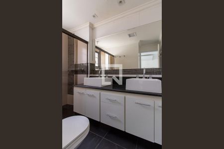 Apartamento à venda com 500m², 3 quartos e 4 vagasBanheiro da Suíte