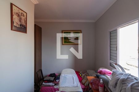 Casa à venda com 240m², 5 quartos e 2 vagasQuarto 4