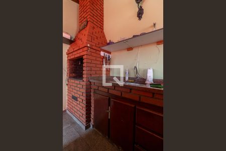 Casa à venda com 240m², 5 quartos e 2 vagasÁrea comum