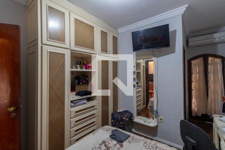 Casa à venda com 240m², 5 quartos e 2 vagasQuarto 2