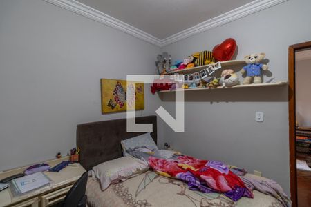 Casa à venda com 240m², 5 quartos e 2 vagasQuarto 2