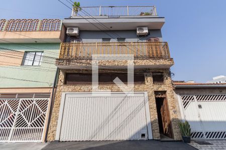 Casa à venda com 240m², 5 quartos e 2 vagasFachada da Casa