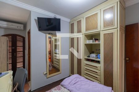 Quarto 1 de casa à venda com 5 quartos, 240m² em Vila Santana, São Paulo