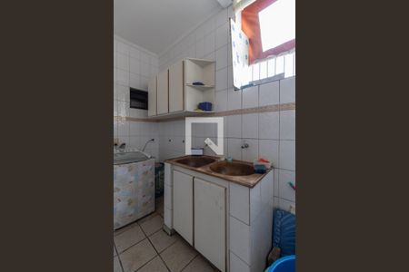 Casa à venda com 240m², 5 quartos e 2 vagasÁrea de Serviço