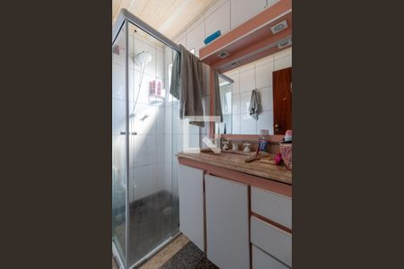 Casa à venda com 240m², 5 quartos e 2 vagasBanheiro - Quarto 2