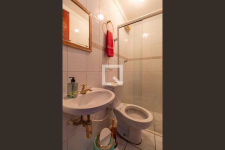 Casa à venda com 240m², 5 quartos e 2 vagasBanheiro de Serviço