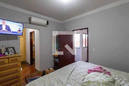 Casa à venda com 240m², 5 quartos e 2 vagasQuarto 5