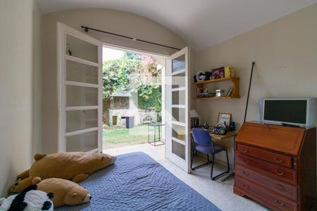 Casa à venda com 298m², 4 quartos e 2 vagasQuarto 1