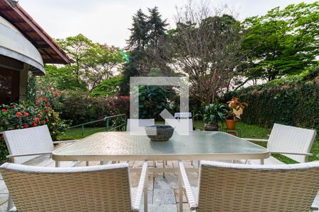 Casa à venda com 298m², 4 quartos e 2 vagasQuintal