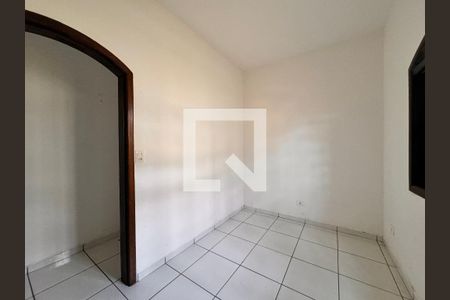 Quarto 1 de casa para alugar com 2 quartos, 115m² em Parque São Vicente, Santo André