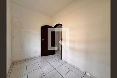 Quarto 1 de casa para alugar com 2 quartos, 115m² em Parque São Vicente, Santo André