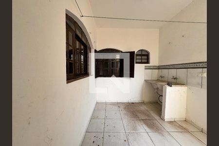 Casa para alugar com 115m², 2 quartos e sem vaga Casa para alugar com 115m², 2 quartos e sem vagaLavanderia
