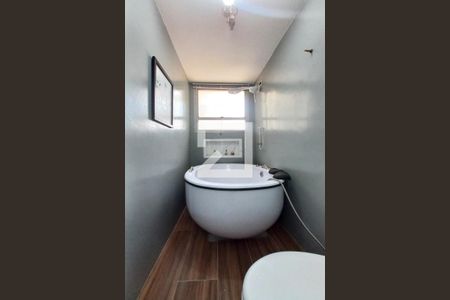 Apartamento à venda com 103m², 3 quartos e 1 vagaBanheiro da Suíte