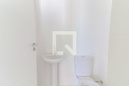 Apartamento à venda com 32m², 2 quartos e sem vaga Apartamento à venda com 32m², 2 quartos e sem vagaBanheiro
