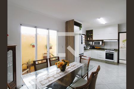 Casa à venda com 178m², 3 quartos e 3 vagasCozinha