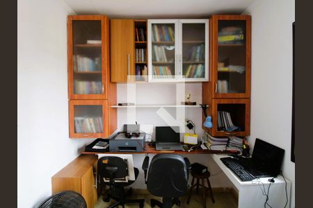 Quarto 2 de casa à venda com 3 quartos, 178m² em Vila Gustavo, São Paulo