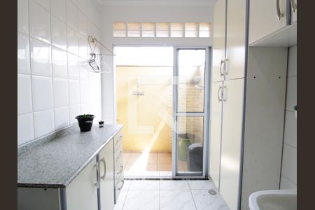 Casa à venda com 178m², 3 quartos e 3 vagasÁrea de Serviço