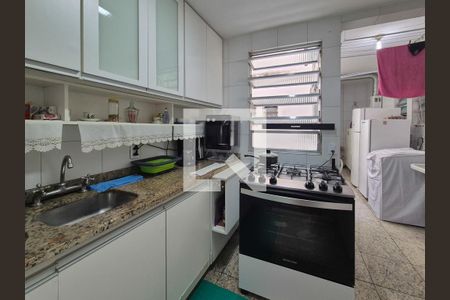 Apartamento à venda com 80m², 2 quartos e 1 vagaCozinha