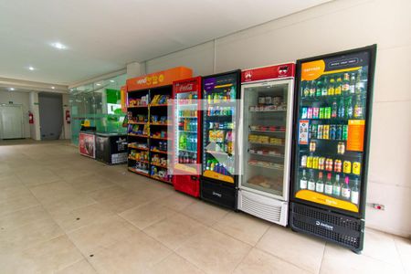 Apartamento à venda com 70m², 2 quartos e 2 vagas Apartamento à venda com 70m², 2 quartos e 2 vagasÁrea comum - Mercado