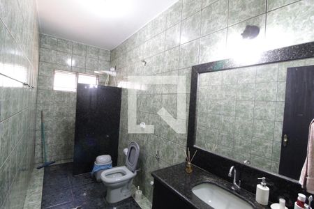 Casa para alugar com 201m², 4 quartos e 5 vagasBanheiro Social