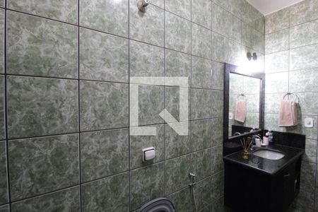 Casa para alugar com 201m², 4 quartos e 5 vagasBanheiro Social