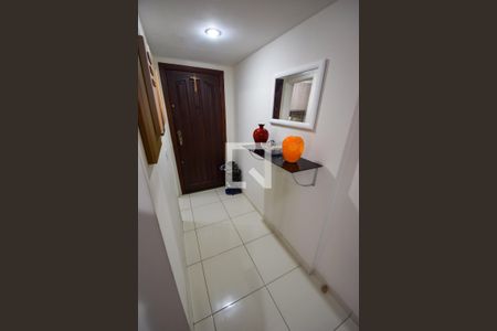 Apartamento à venda com 97m², 3 quartos e 1 vagaCorredor