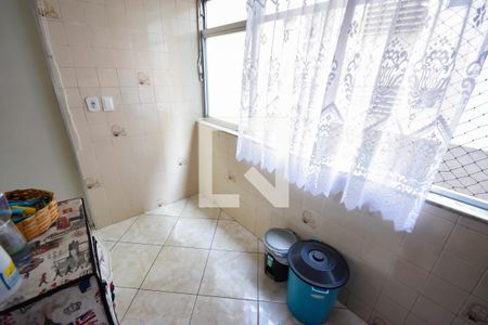 Apartamento à venda com 97m², 3 quartos e 1 vagaÁrea de Serviço