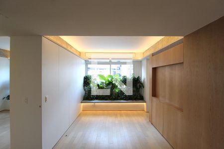 Sala de apartamento à venda com 1 quarto, 60m² em Vila Nova Conceição, São Paulo