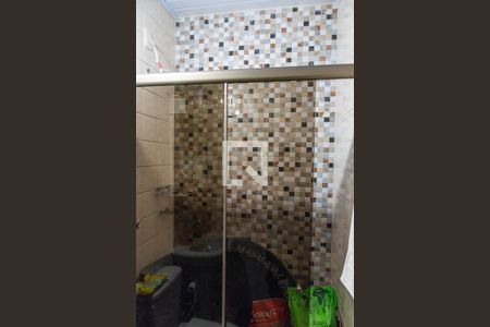 Casa à venda com 237m², 3 quartos e 3 vagas Casa à venda com 237m², 3 quartos e 3 vagasBanheiro 2