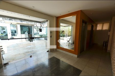 Apartamento para alugar com 144m², 3 quartos e 3 vagas Apartamento para alugar com 144m², 3 quartos e 3 vagasHall de entrada