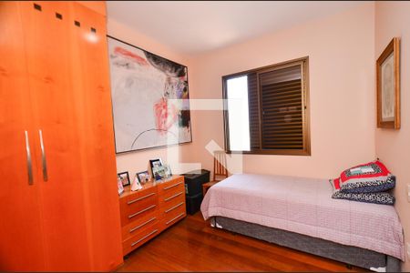 Apartamento para alugar com 144m², 3 quartos e 3 vagas Apartamento para alugar com 144m², 3 quartos e 3 vagasQuarto 3