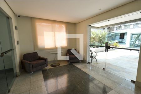 Apartamento para alugar com 144m², 3 quartos e 3 vagas Apartamento para alugar com 144m², 3 quartos e 3 vagasHall de entrada