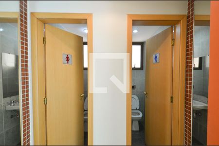 Apartamento para alugar com 144m², 3 quartos e 3 vagas Apartamento para alugar com 144m², 3 quartos e 3 vagasÁrea comum