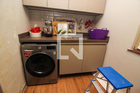 Casa à venda com 129m², 3 quartos e 2 vagasÁrea de Serviço