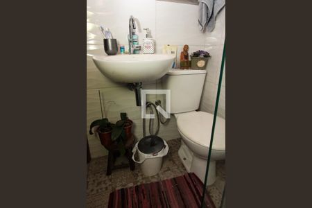 Casa à venda com 129m², 3 quartos e 2 vagasBanheiro da Suíte