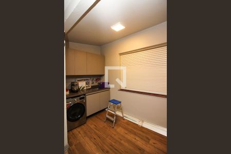 Casa à venda com 129m², 3 quartos e 2 vagasÁrea de Serviço