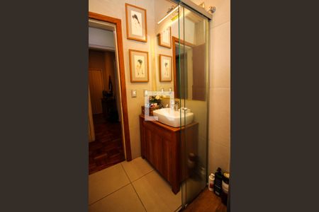 Casa à venda com 129m², 3 quartos e 2 vagasBanheiro Social