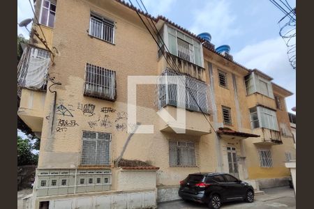 Apartamento à venda com 100m², 3 quartos e 1 vagaFachada e portaria