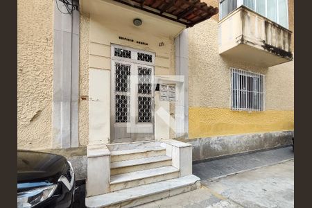 Apartamento à venda com 100m², 3 quartos e 1 vagaFachada e portaria