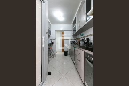 Casa de condomínio à venda com 109m², 3 quartos e 2 vagas Casa de condomínio à venda com 109m², 3 quartos e 2 vagasCozinha - Armários