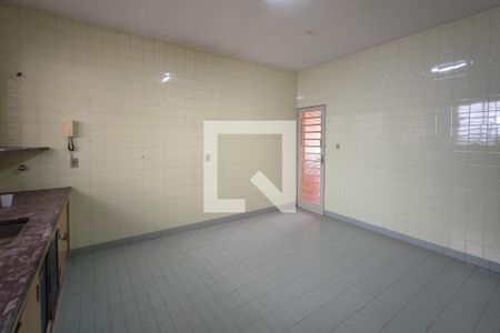 Cozinha de casa para alugar com 3 quartos, 290m² em Vila Lemos, Campinas
