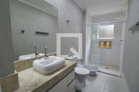 Banheiro Suíte de apartamento para alugar com 4 quartos, 156m² em Pitangueiras, Guarujá