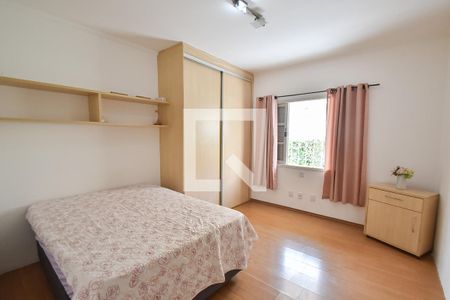 Quarto 1 de casa à venda com 3 quartos, 209m² em Vila Monumento, São Paulo