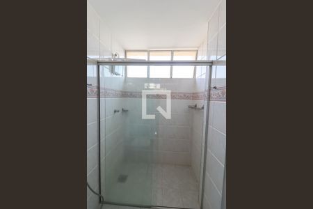 Apartamento à venda com 119m², 3 quartos e 2 vagas Apartamento à venda com 119m², 3 quartos e 2 vagasSuíte