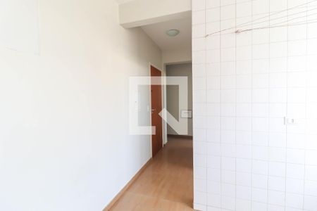 Apartamento à venda com 119m², 3 quartos e 2 vagas Apartamento à venda com 119m², 3 quartos e 2 vagasCozinha e Área de Serviço