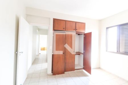 Apartamento à venda com 119m², 3 quartos e 2 vagas Apartamento à venda com 119m², 3 quartos e 2 vagasQuarto 2