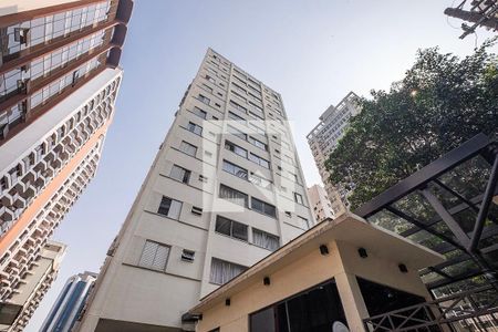 Apartamento para alugar com 56m², 1 quarto e 1 vaga Apartamento para alugar com 56m², 1 quarto e 1 vagaFachada