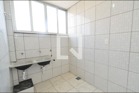 Area serviço de apartamento para alugar com 2 quartos, 56m² em Vera Cruz, Belo Horizonte